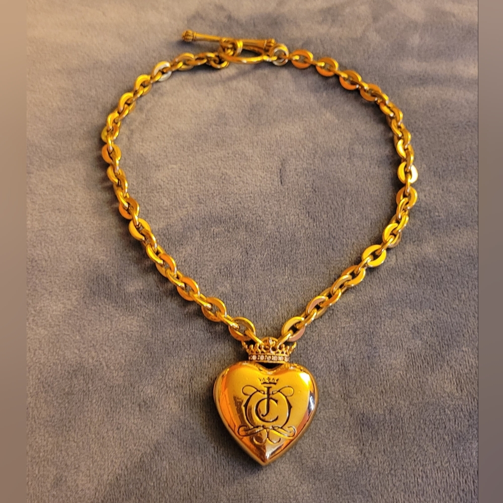 Juicy Couture Big Heart Necklace